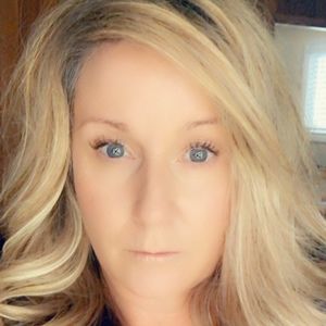 Meet your Posher, Paula